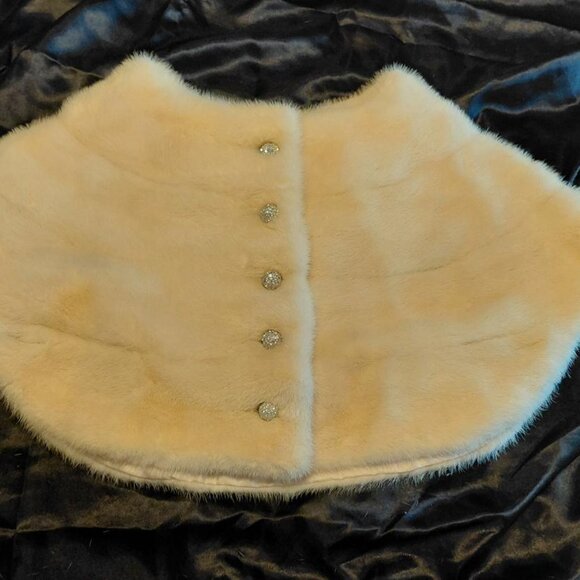 REPOST/REVISED - Vintage Ben Kahn Cosmic Ivory Mink Capelet - Picture 1 of 6
